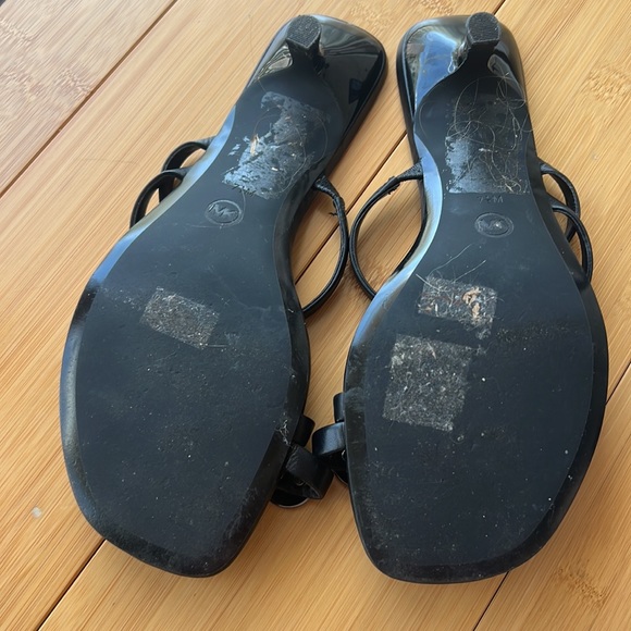 Michael Michael kors black toe ring heel sandals size 7.5US - Picture 6 of 7